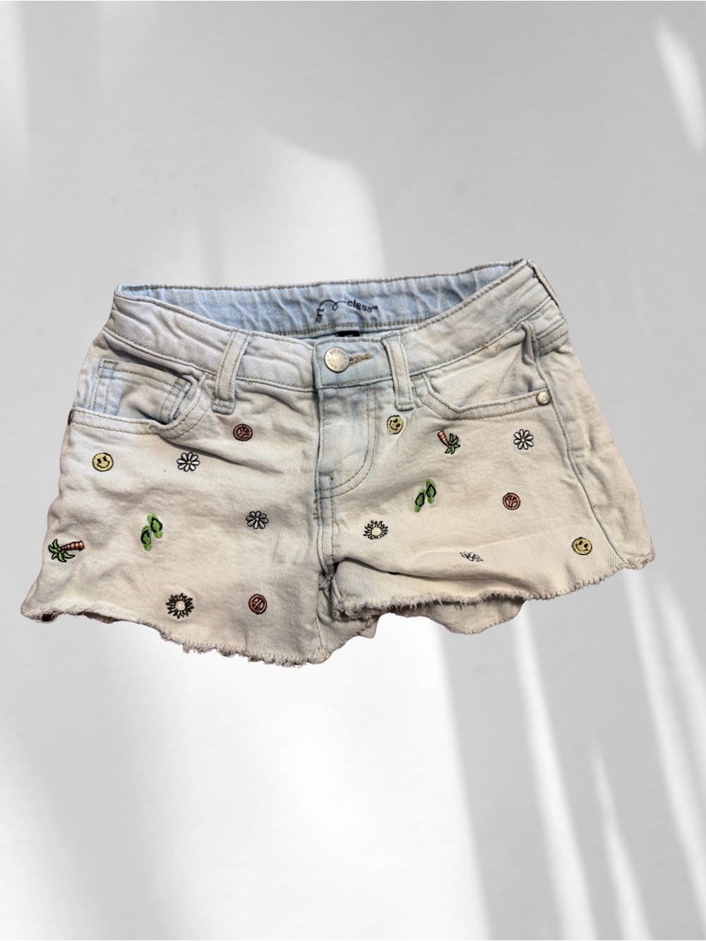 Girls Light Wash Embroidered Denim Shorts